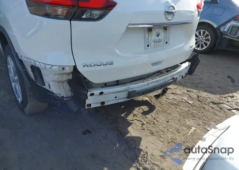 2017 Nissan Rogue S z USA, uszkodzony, nr VIN KNMAT2MV5HP566770